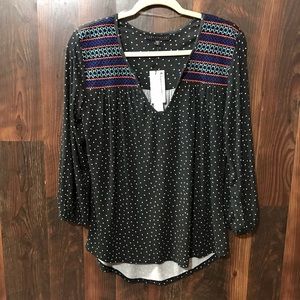Sanctuary Embroidered Tropicana Black polka dots top size medium NWT